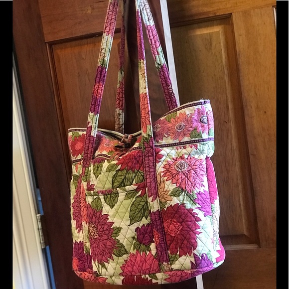 Vera Bradley Tote - Picture 2 of 11